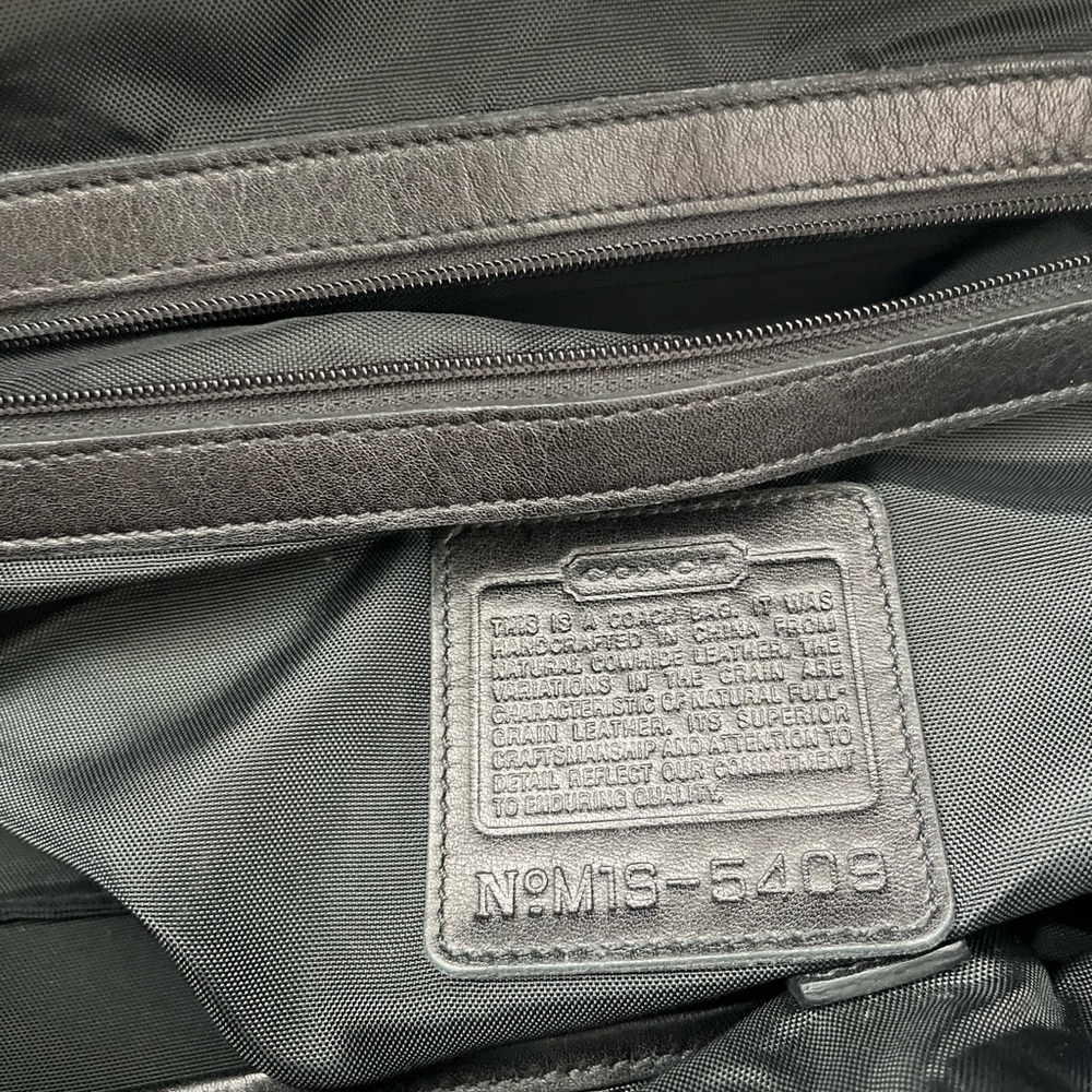 Large Coach Black Leather Voyager Duffle Bag - Internal Pockets, Great Condition - Picture 7 of 12